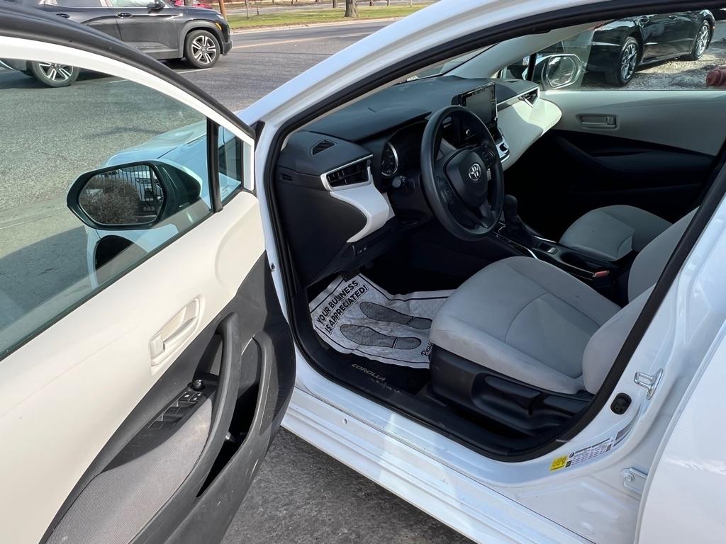 Toyota Corolla LE 2022