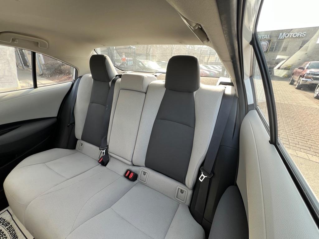 Toyota Corolla LE 2022