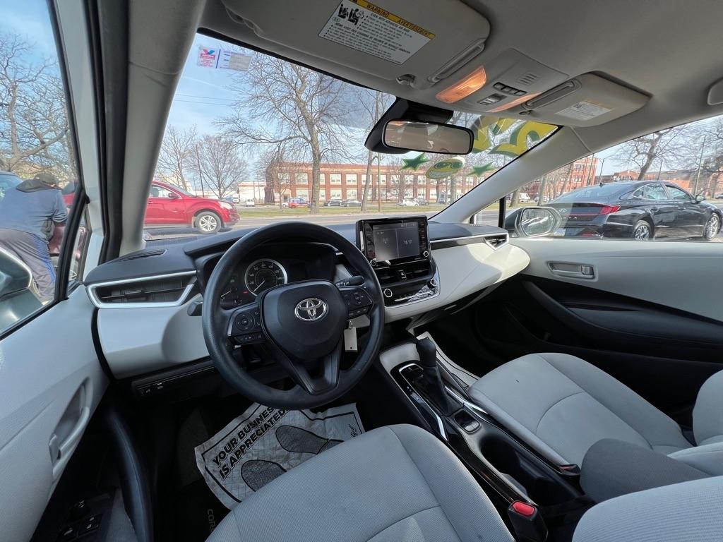 Toyota Corolla LE 2022