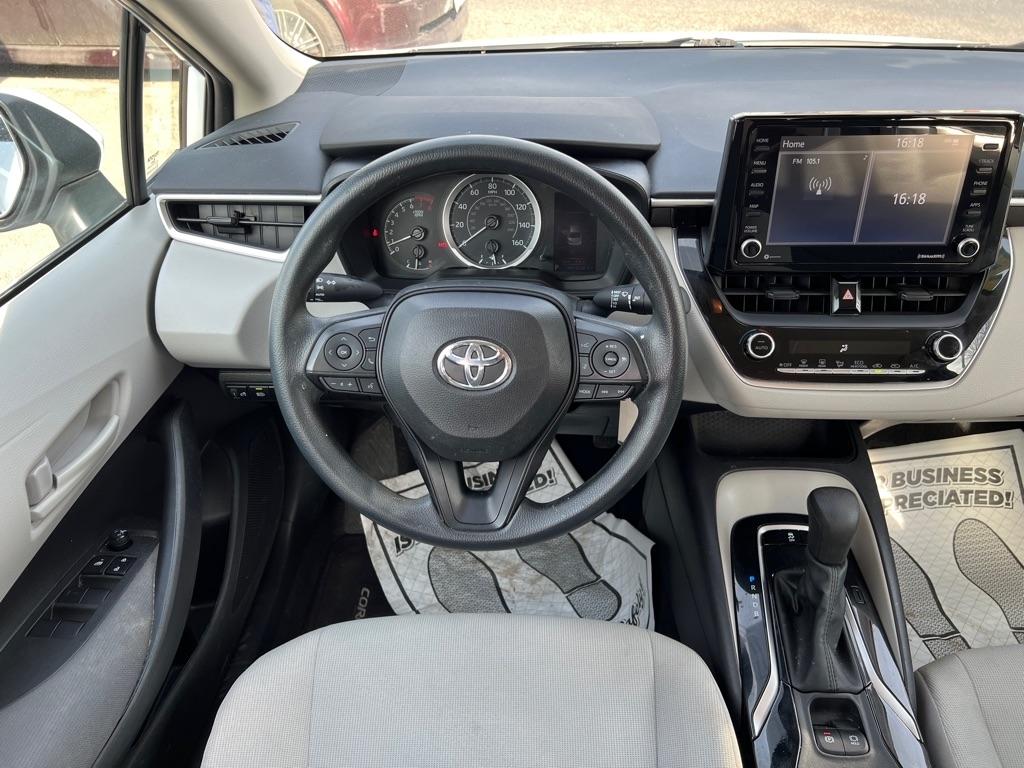 Toyota Corolla LE 2022