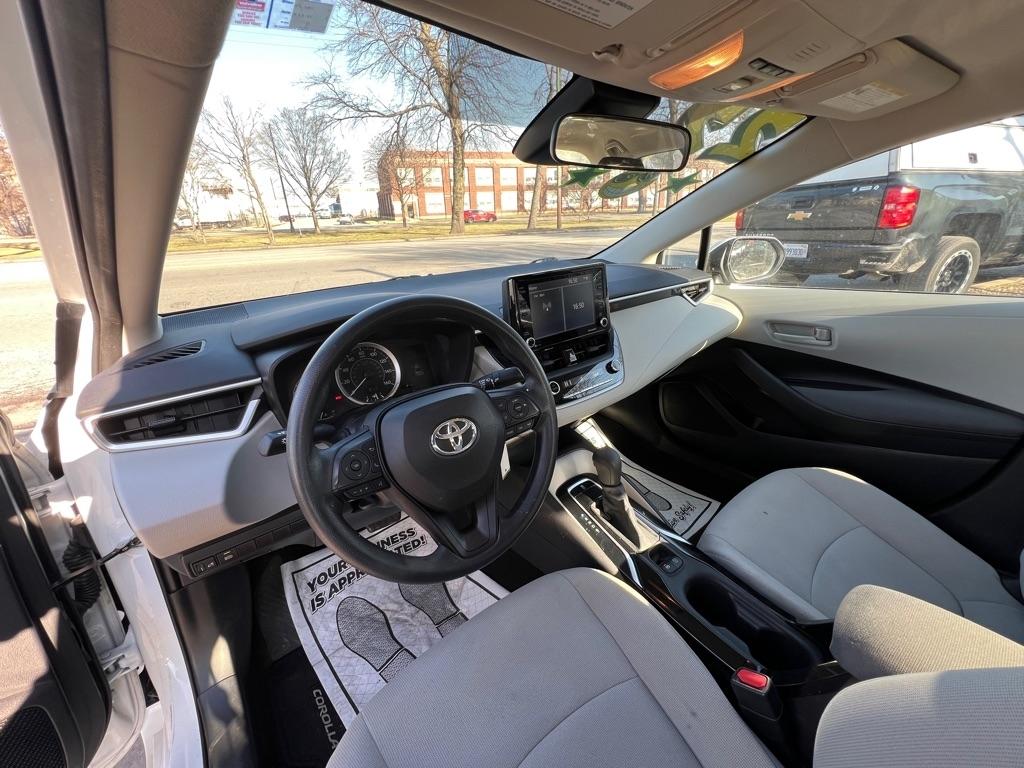 Toyota Corolla LE 2022