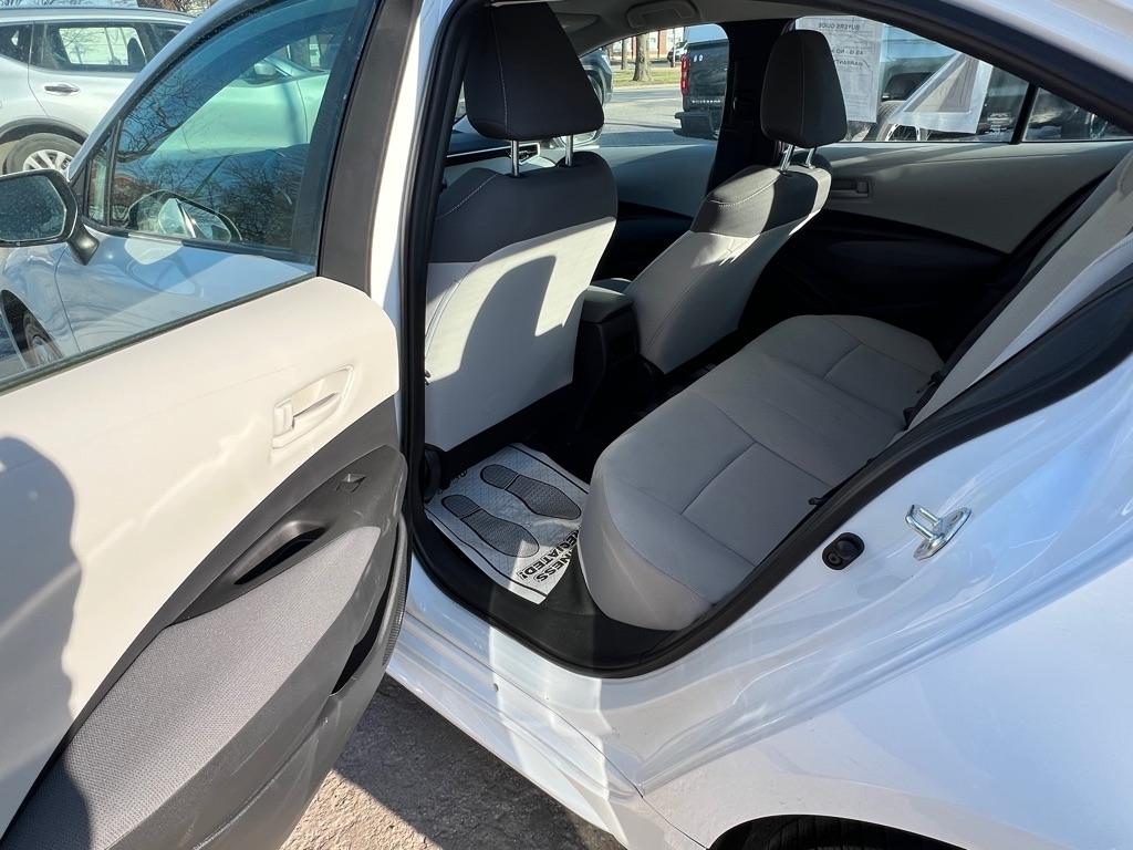 Toyota Corolla LE 2022