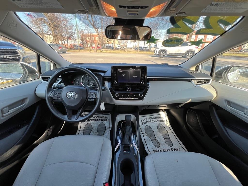 Toyota Corolla LE 2022