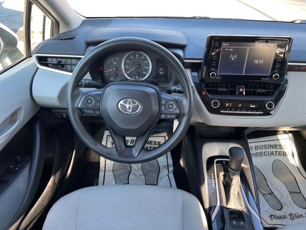 Toyota Corolla LE 2022