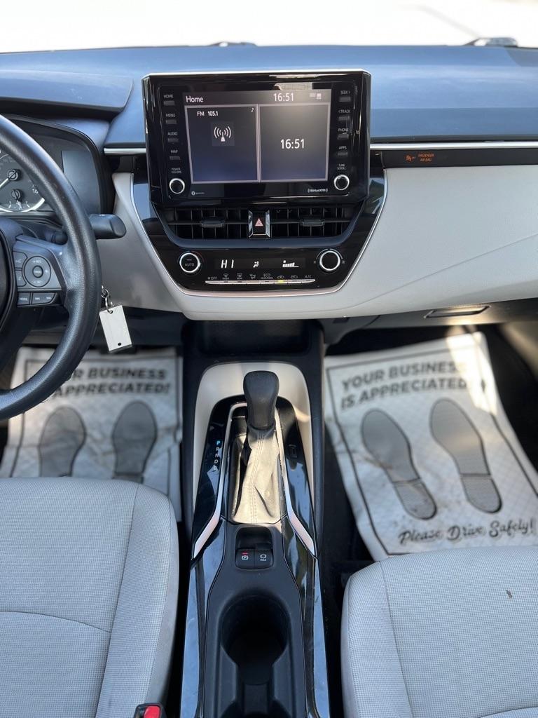 Toyota Corolla LE 2022