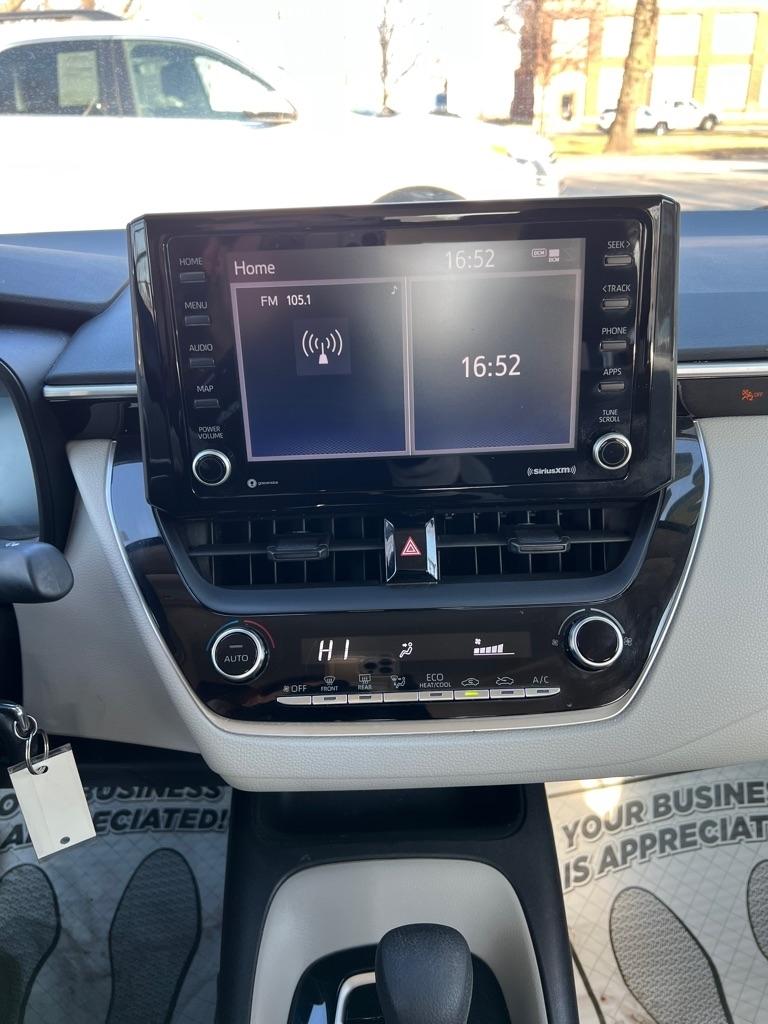 Toyota Corolla LE 2022