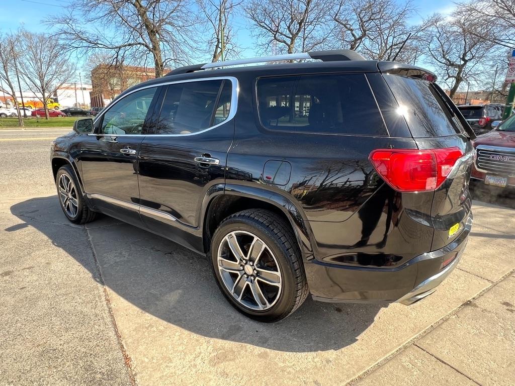 GMC Acadia Denali AWD 2019