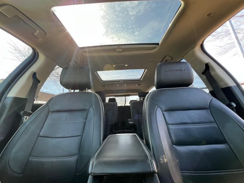 GMC Acadia Denali AWD 2019