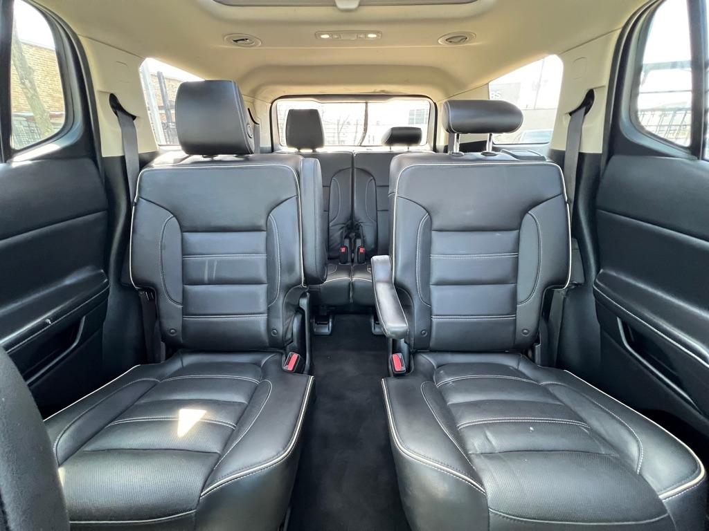 GMC Acadia Denali AWD 2019
