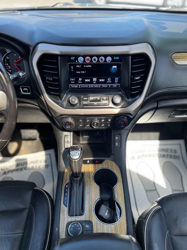 GMC Acadia Denali AWD 2019