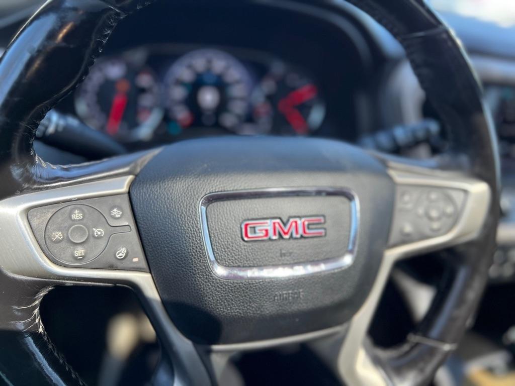 GMC Acadia Denali AWD 2019