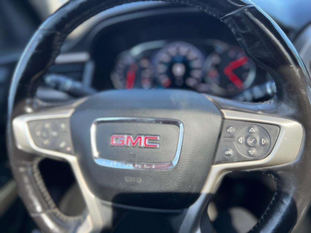GMC Acadia Denali AWD 2019