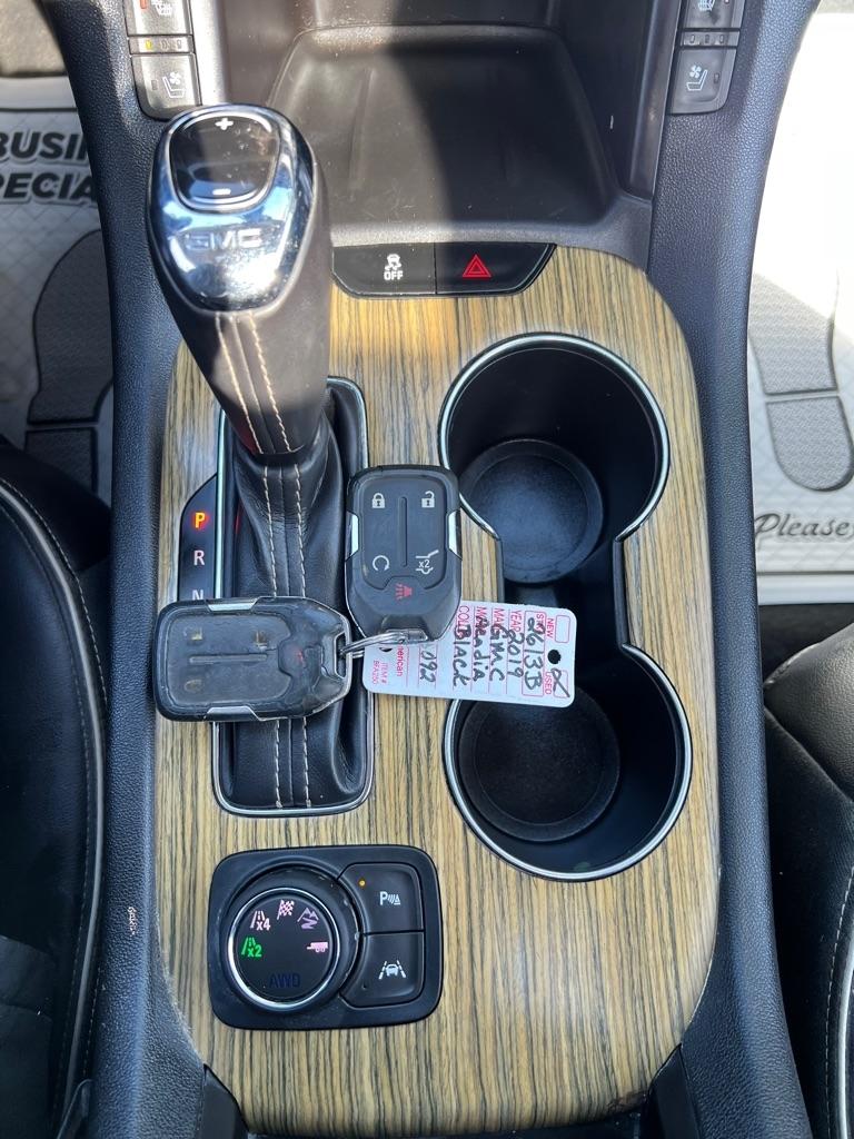 GMC Acadia Denali AWD 2019