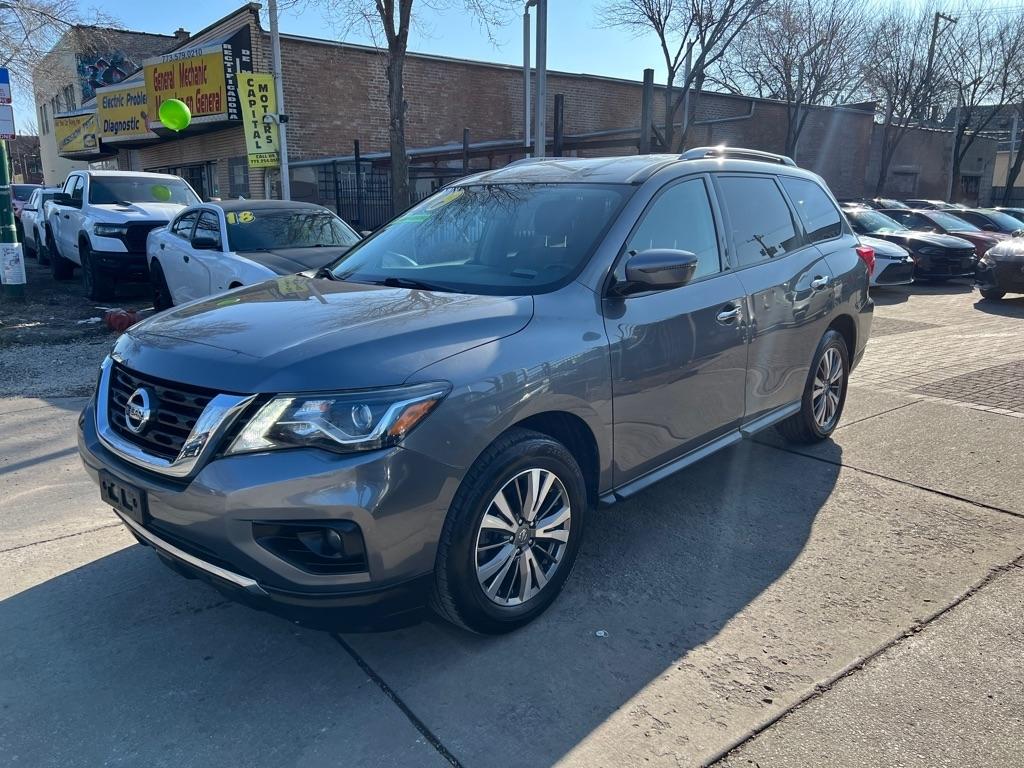Nissan Pathfinder SV 4WD 2020