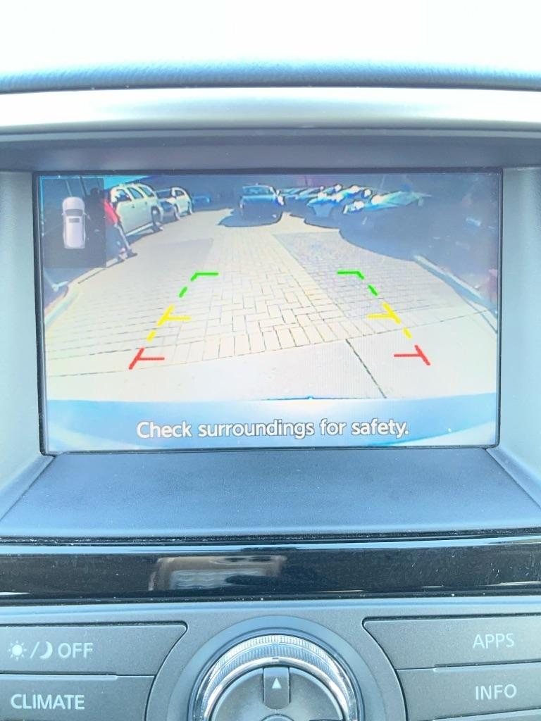 Nissan Pathfinder SV 4WD 2020