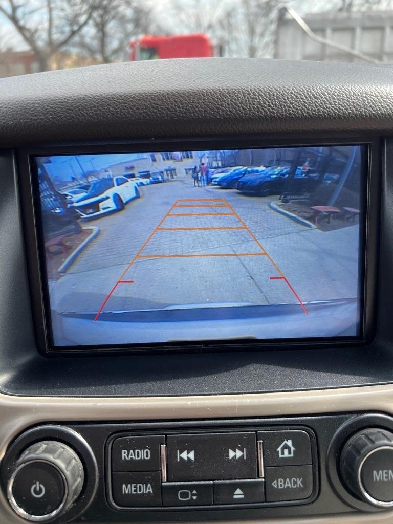 GMC Yukon Denali 4WD 2017