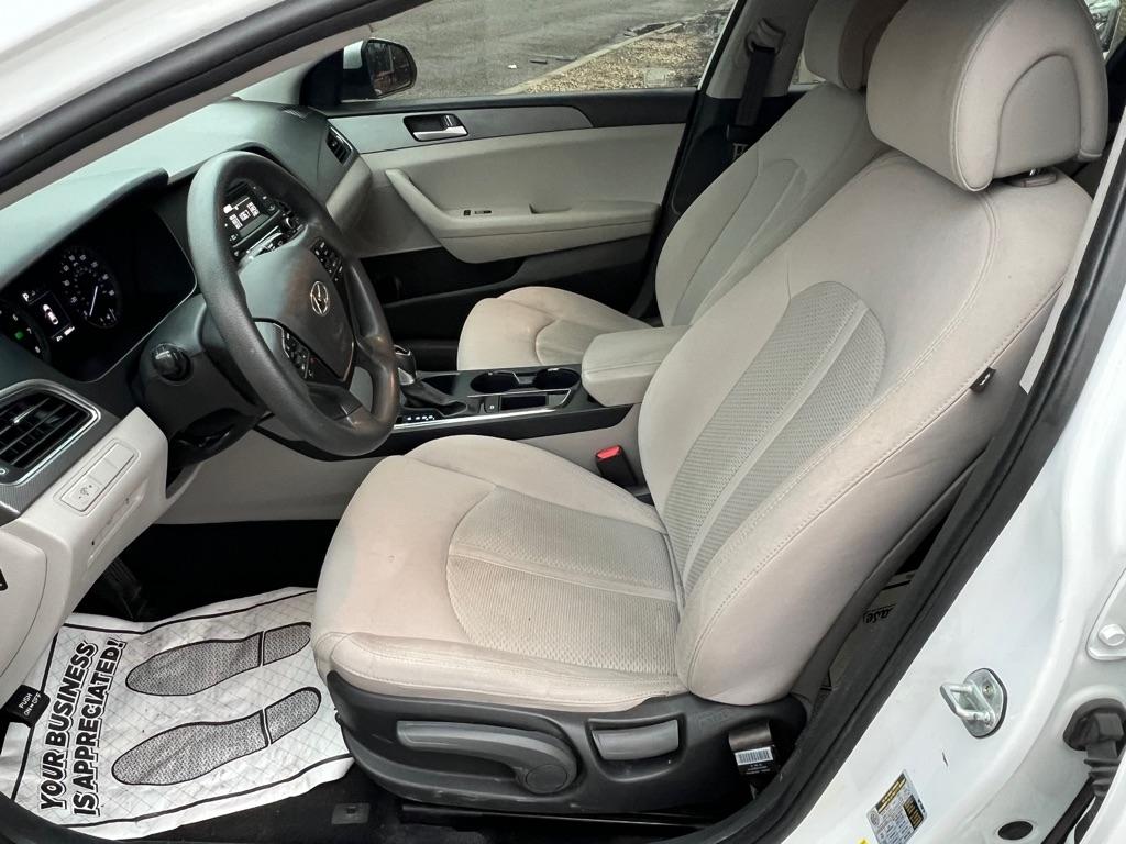 Hyundai Sonata SE 2017