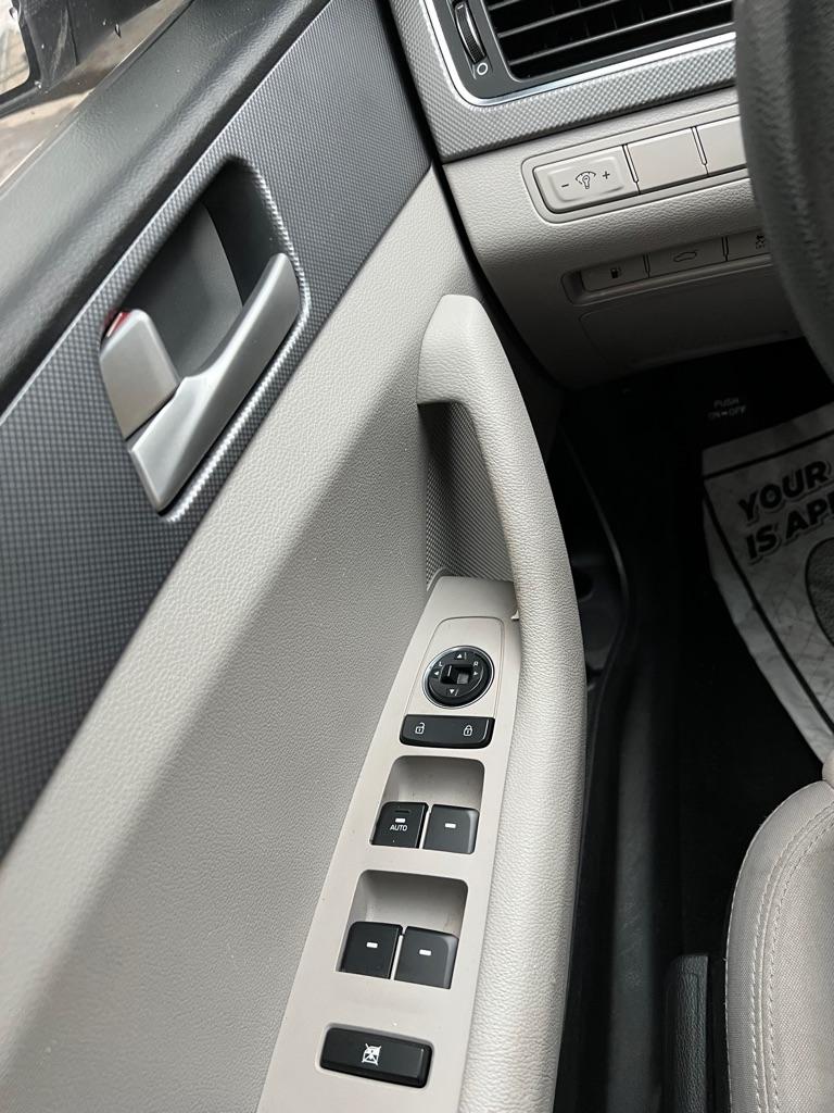 Hyundai Sonata SE 2017