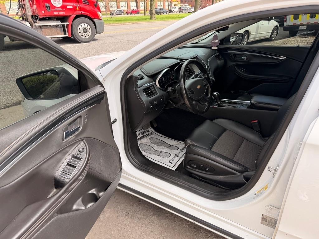 Chevrolet Impala LT 2019