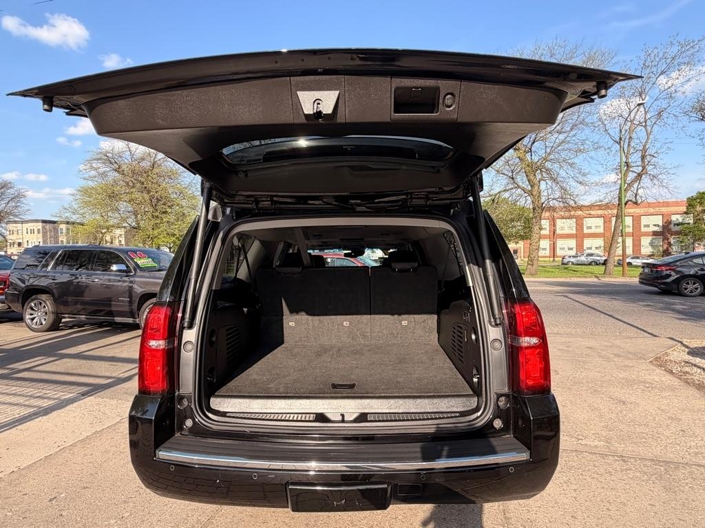 Chevrolet Suburban Premier 4WD 2017