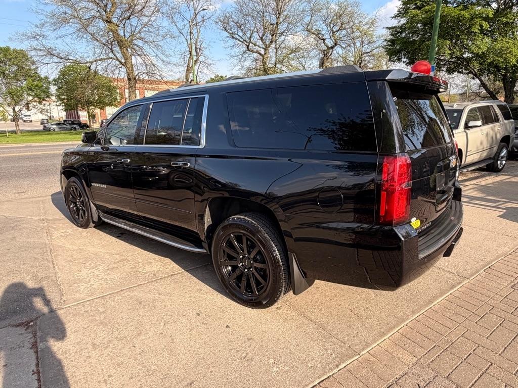 Chevrolet Suburban Premier 4WD 2017