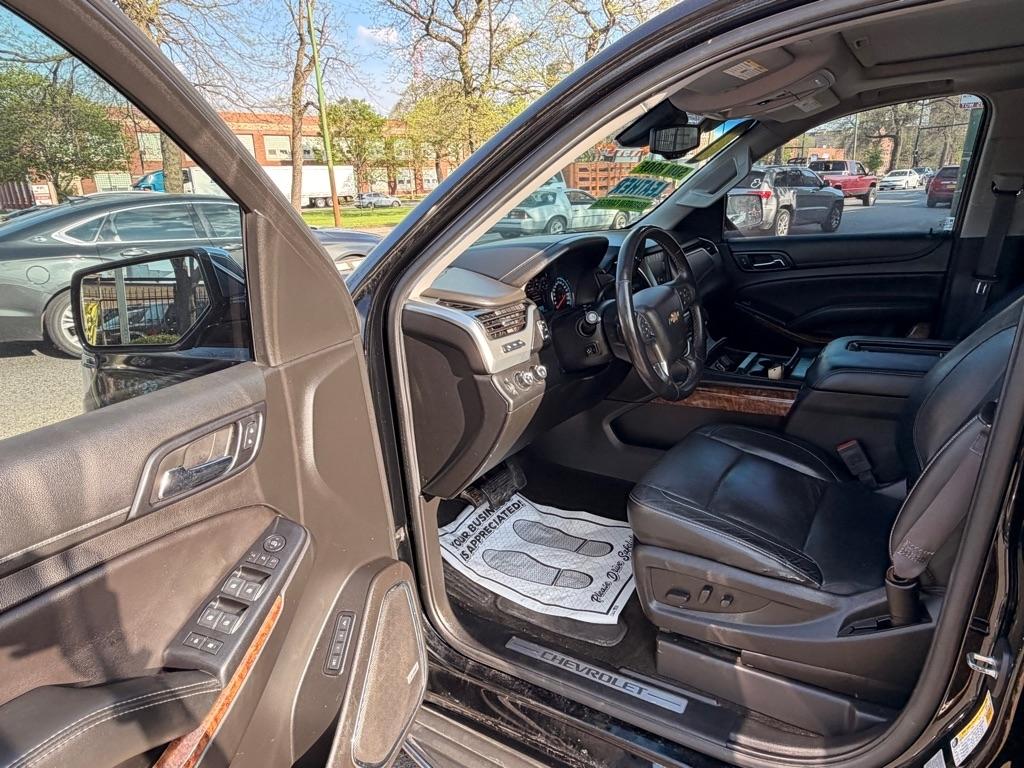 Chevrolet Suburban Premier 4WD 2017