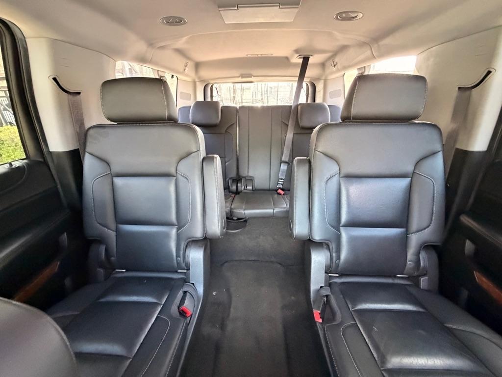 Chevrolet Suburban Premier 4WD 2017