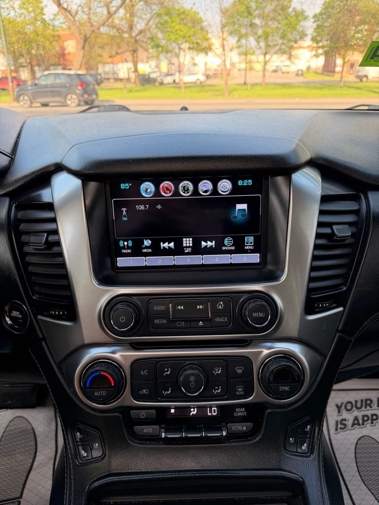 Chevrolet Suburban Premier 4WD 2017