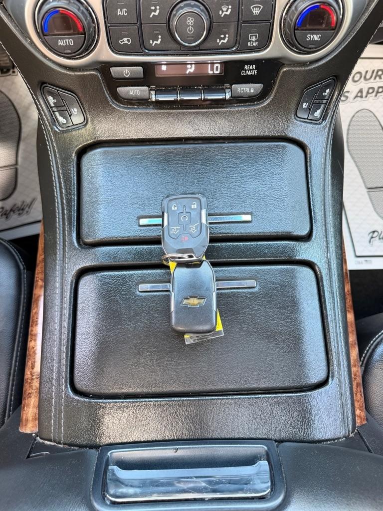 Chevrolet Suburban Premier 4WD 2017