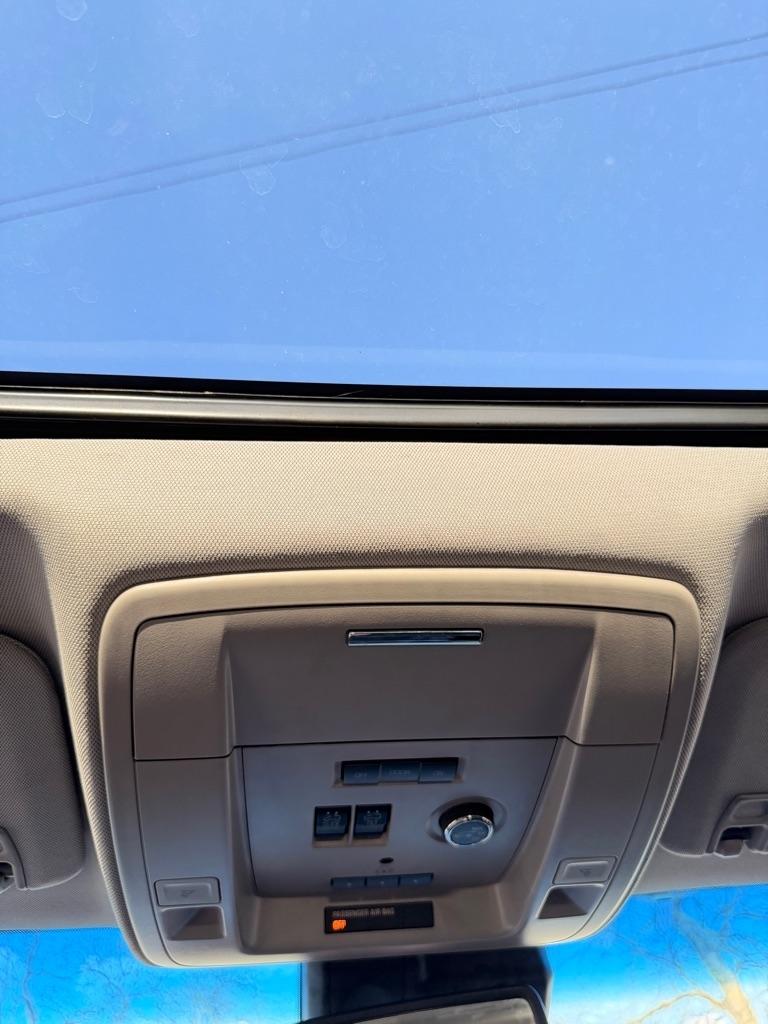 Chevrolet Suburban Premier 4WD 2017