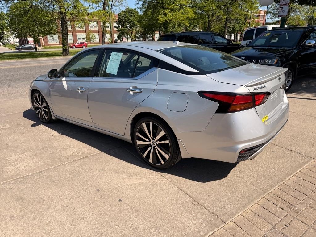 Nissan Altima VC-T Platinum 2020