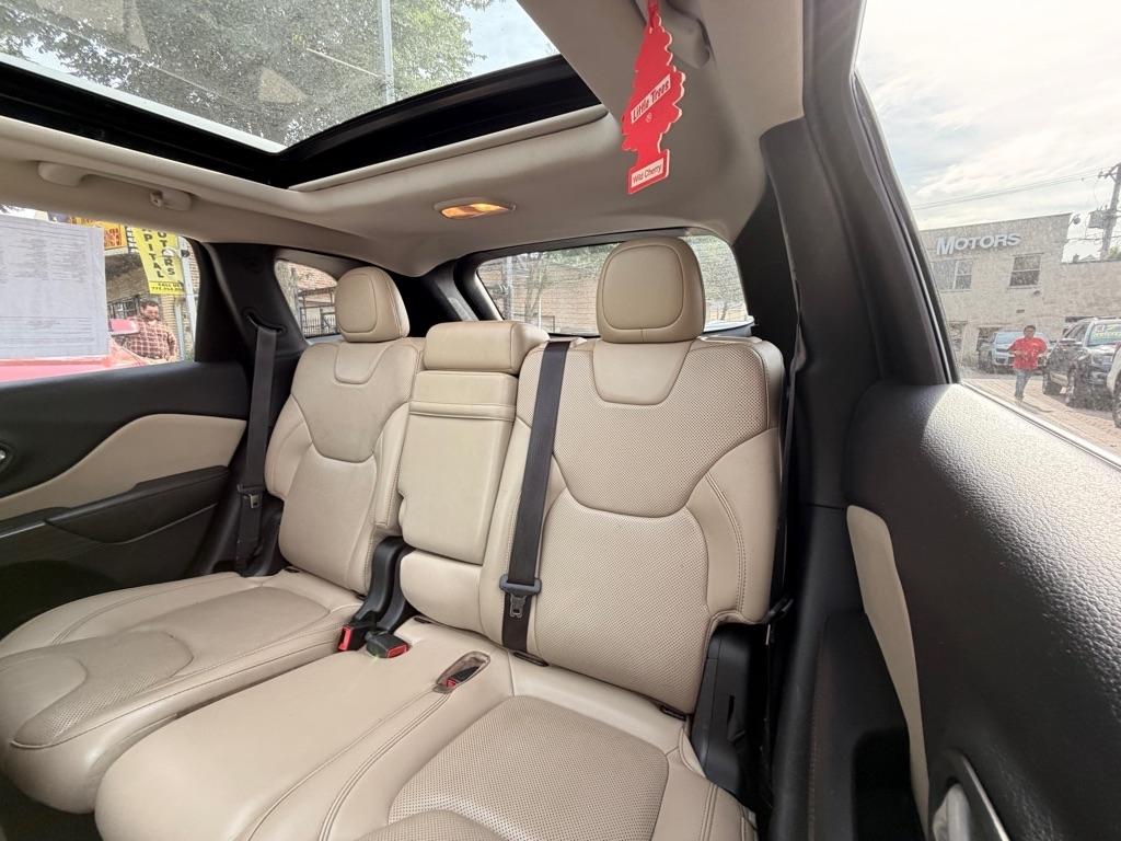 Jeep Cherokee Limited FWD 2016