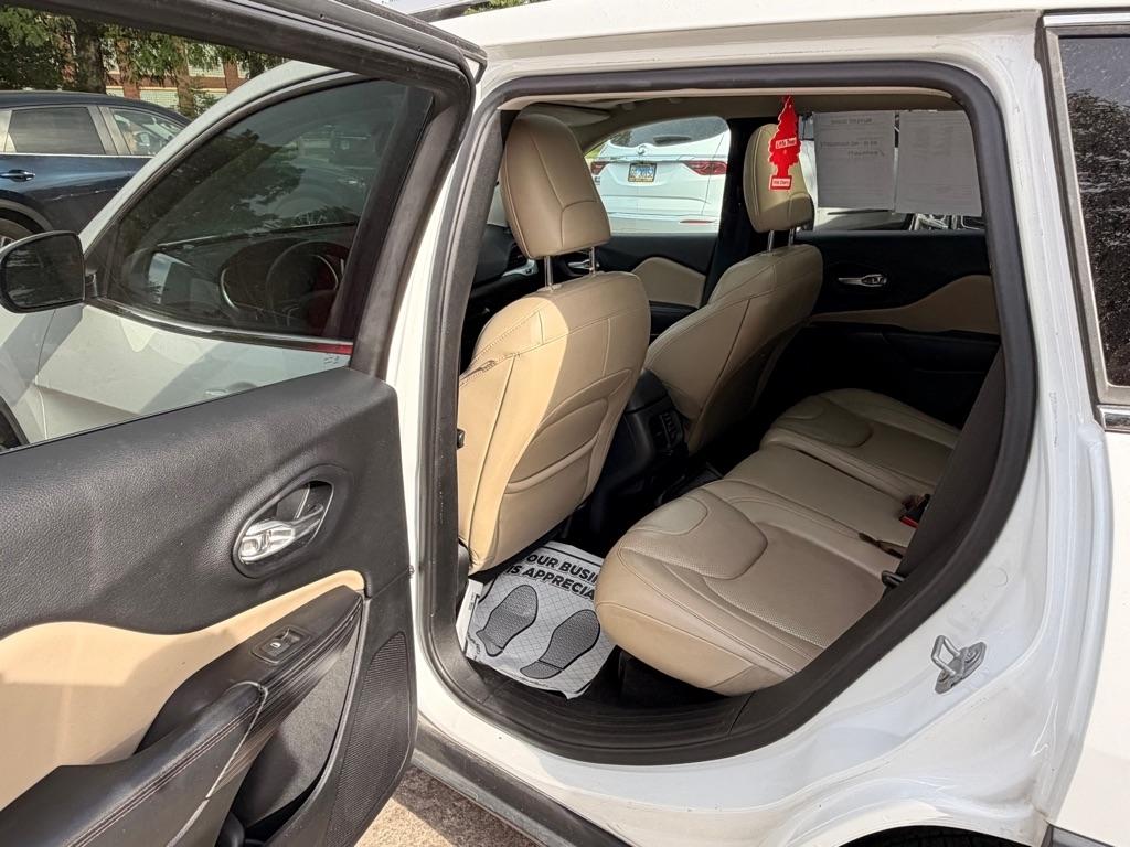 Jeep Cherokee Limited FWD 2016