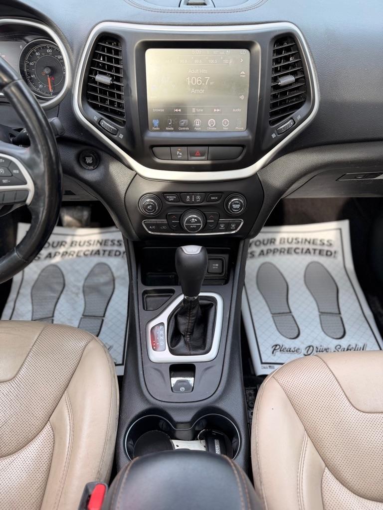 Jeep Cherokee Limited FWD 2016
