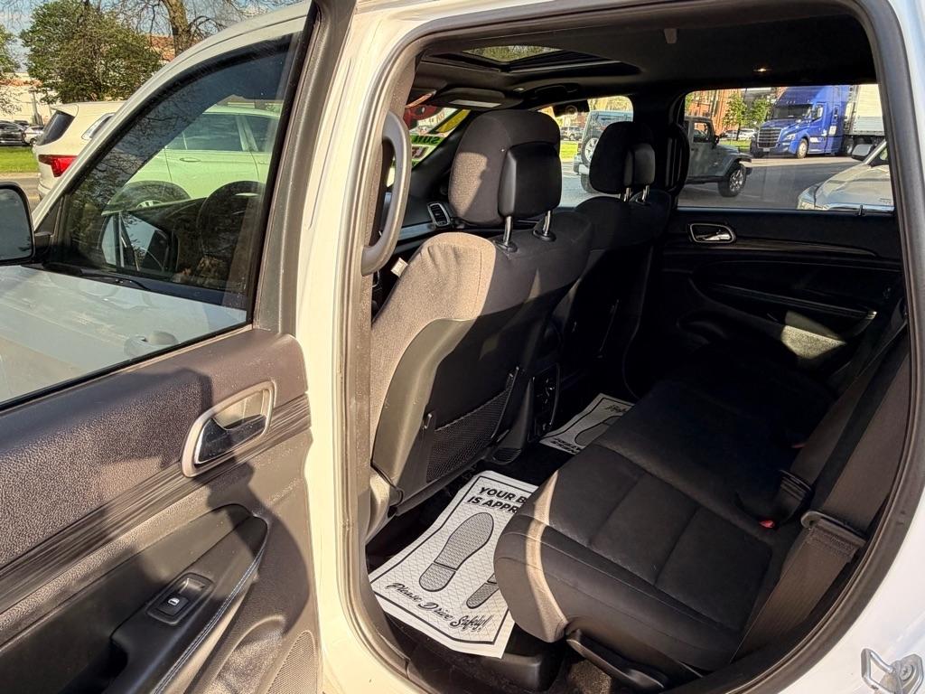 Jeep Grand Cherokee Laredo 4WD 2019