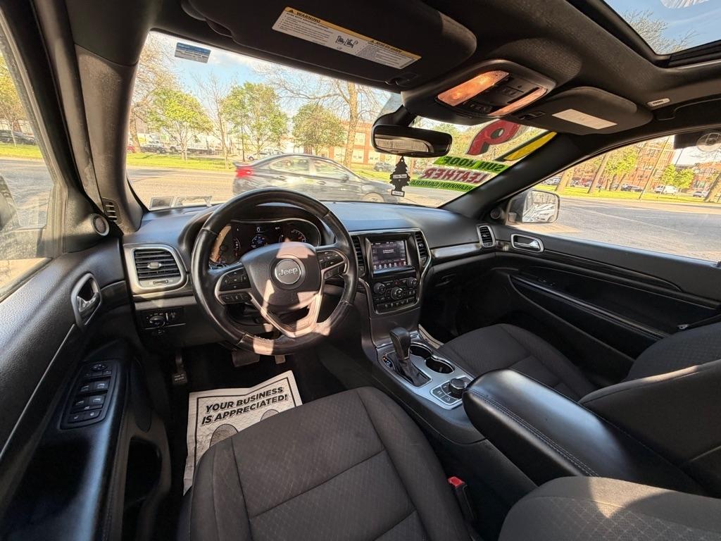 Jeep Grand Cherokee Laredo 4WD 2019