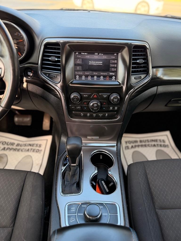 Jeep Grand Cherokee Laredo 4WD 2019