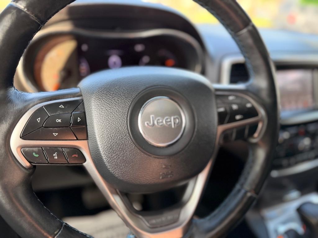 Jeep Grand Cherokee Laredo 4WD 2019