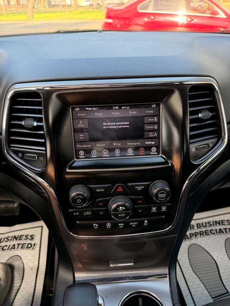 Jeep Grand Cherokee Laredo 4WD 2019
