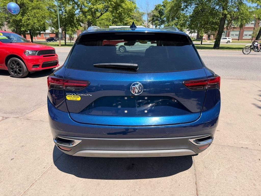 Buick Envision Essense 2023