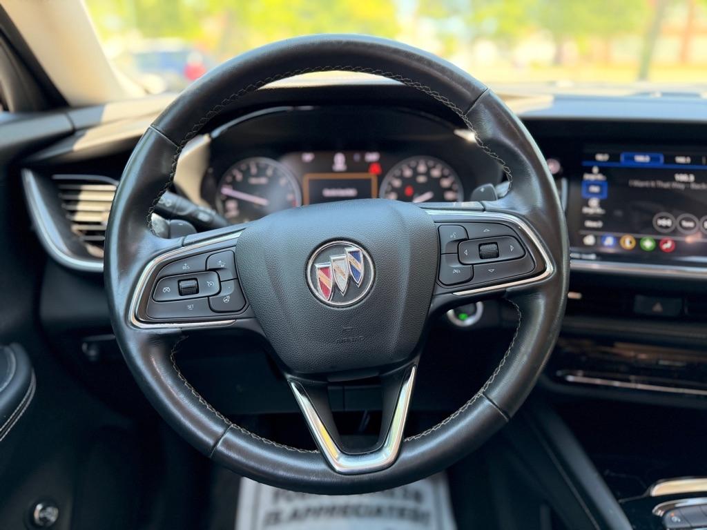 Buick Envision Essense 2023