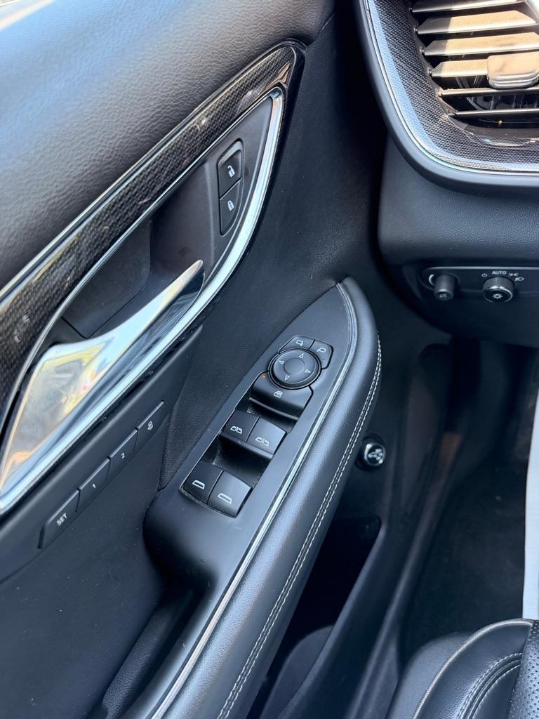 Buick Envision Essense 2023