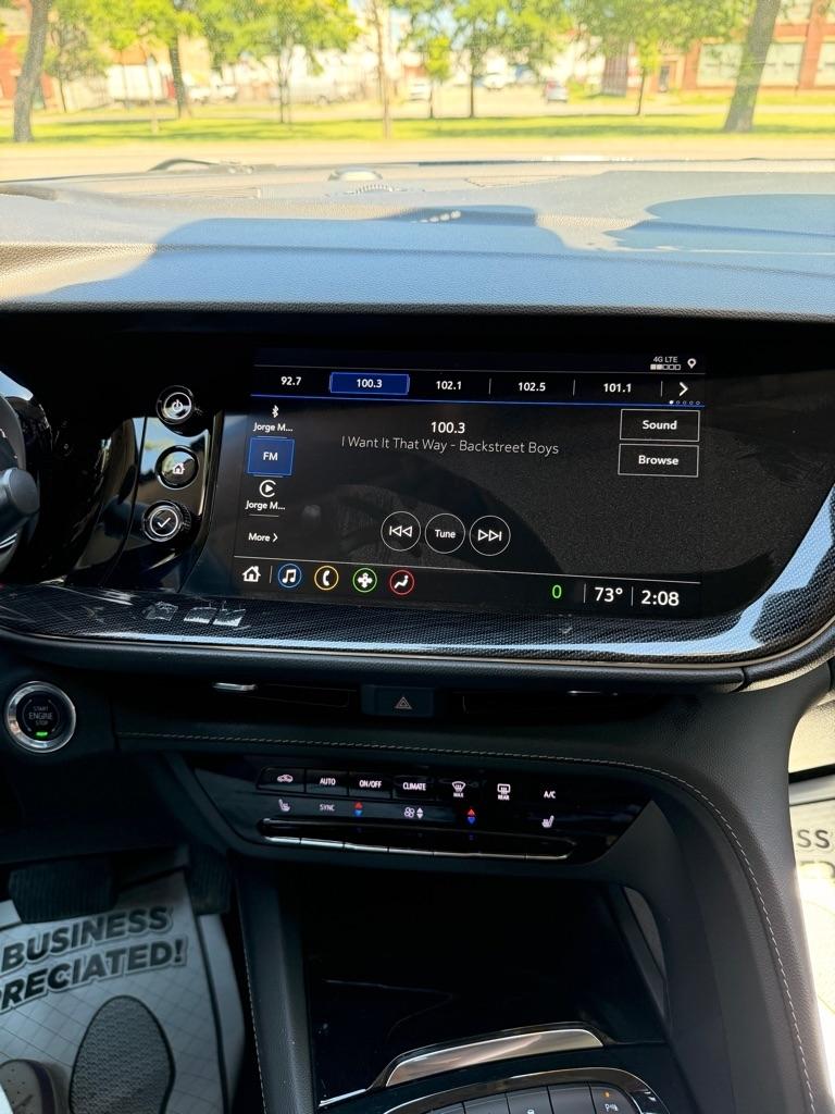 Buick Envision Essense 2023