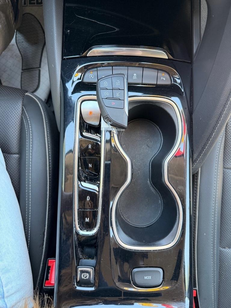 Buick Envision Essense 2023