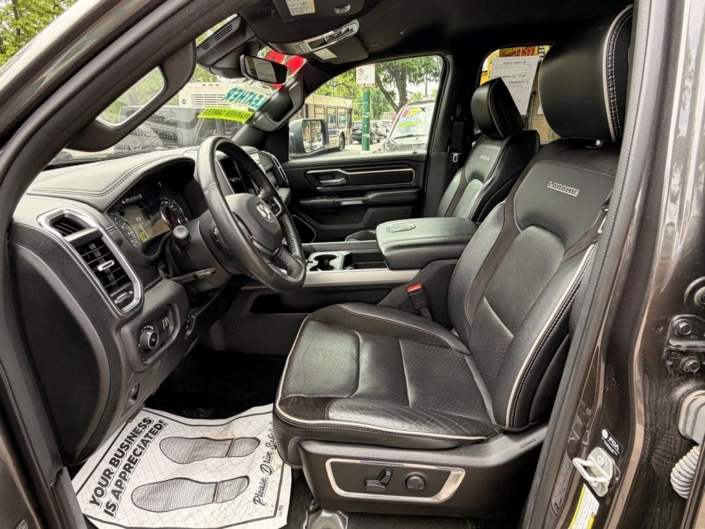 RAM 1500 Laramie Crew Cab SWB 4WD 2024