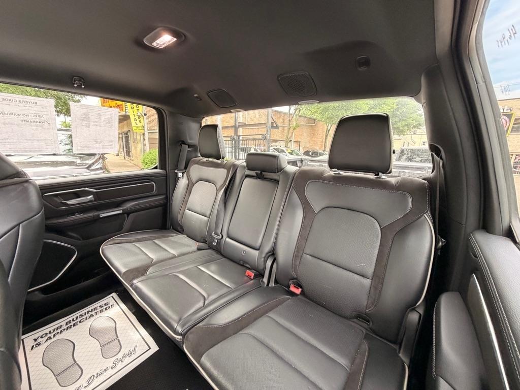 RAM 1500 Laramie Crew Cab SWB 4WD 2024
