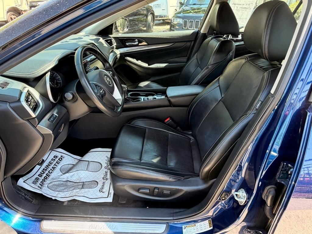 Nissan Maxima 3.5 SV 2020