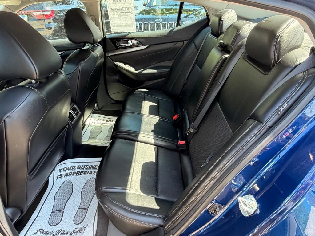 Nissan Maxima 3.5 SV 2020