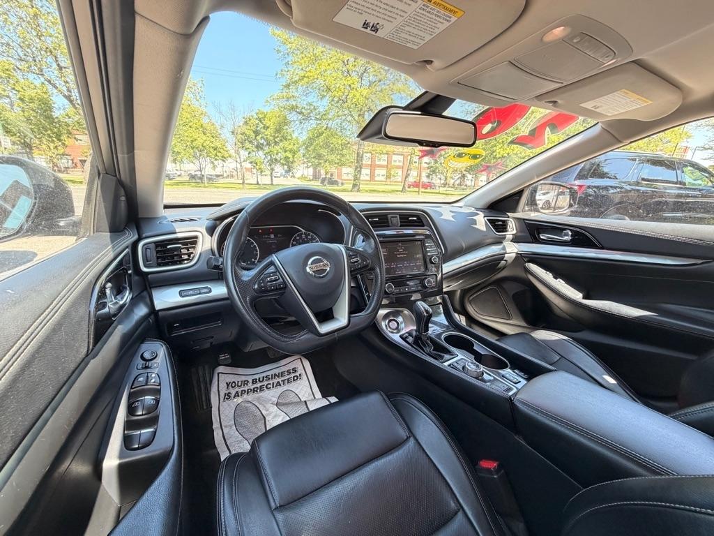 Nissan Maxima 3.5 SV 2020