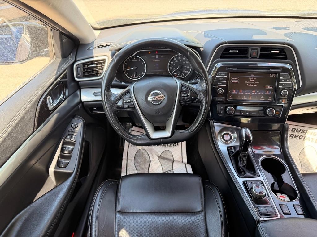 Nissan Maxima 3.5 SV 2020